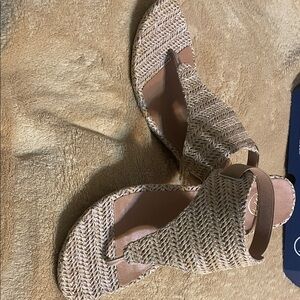 White Mountain Tan Woven Sandals